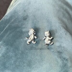 J.J. bundle of 2 Pewter Cats Silver Tone Pin
